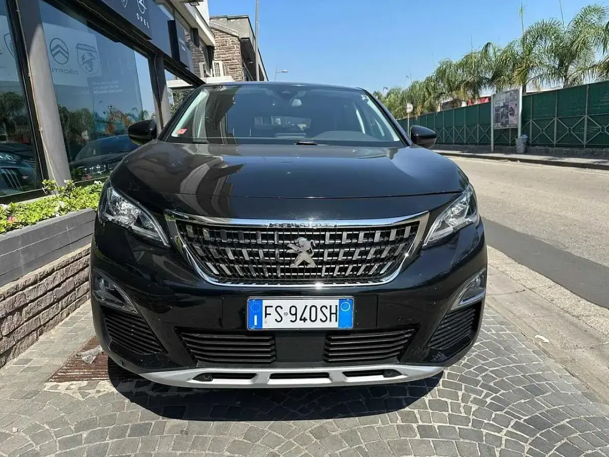 Usata Peugeot 3008 Allure 131 CV (96 kW) 2018 Nero SUV