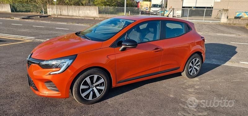 Usata Renault Clio V Equilibre 65 CV (47 kW) 2023 Berlina