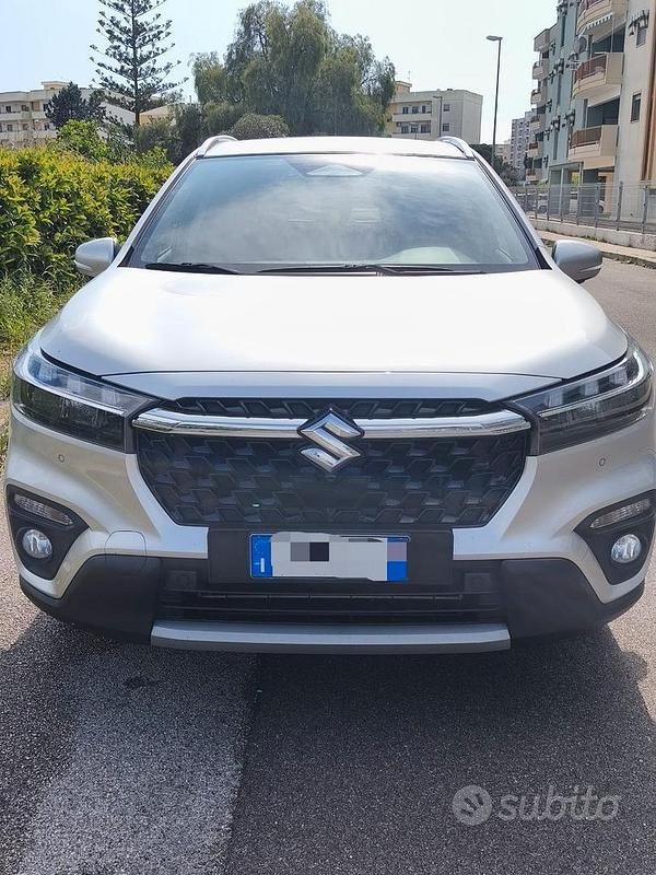 Usata Suzuki SX4 S-Cross 129 CV (94 kW) 2024 Grigio SUV