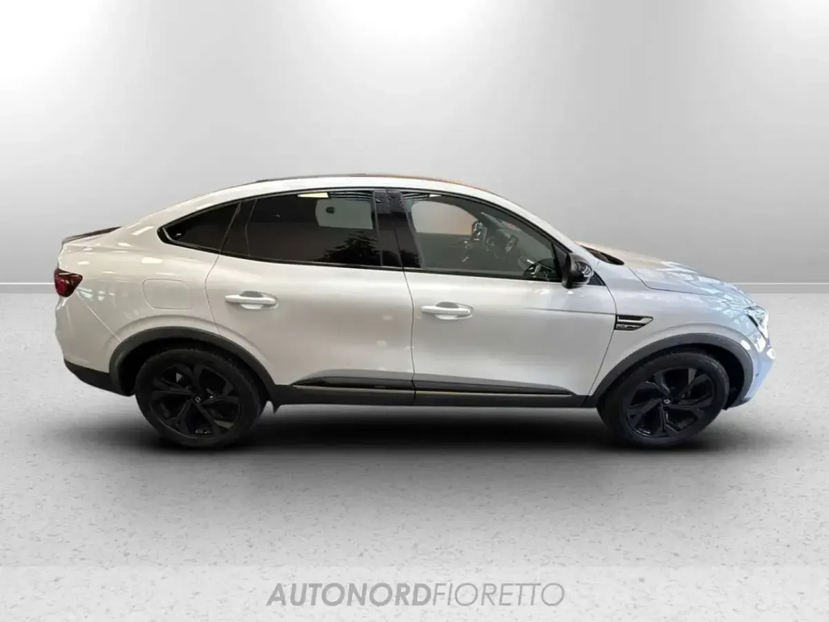 Usata Renault Arkana Intens 143 CV (105 kW) 2023 Bianco SUV