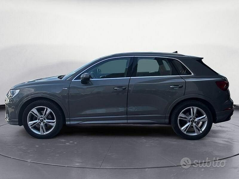 Usata Audi Q3 S-Line 150 CV (110 kW) 2022 Grigio SUV
