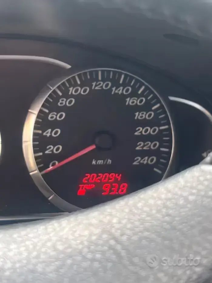 Usata Mazda 6 Inclusive 143 CV (105 kW) 2006 Grigio Station wagon