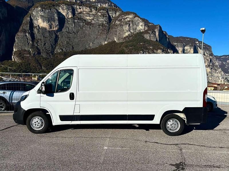 Usata Fiat Ducato 140 CV (102 kW) 2022 Bianco Furgone