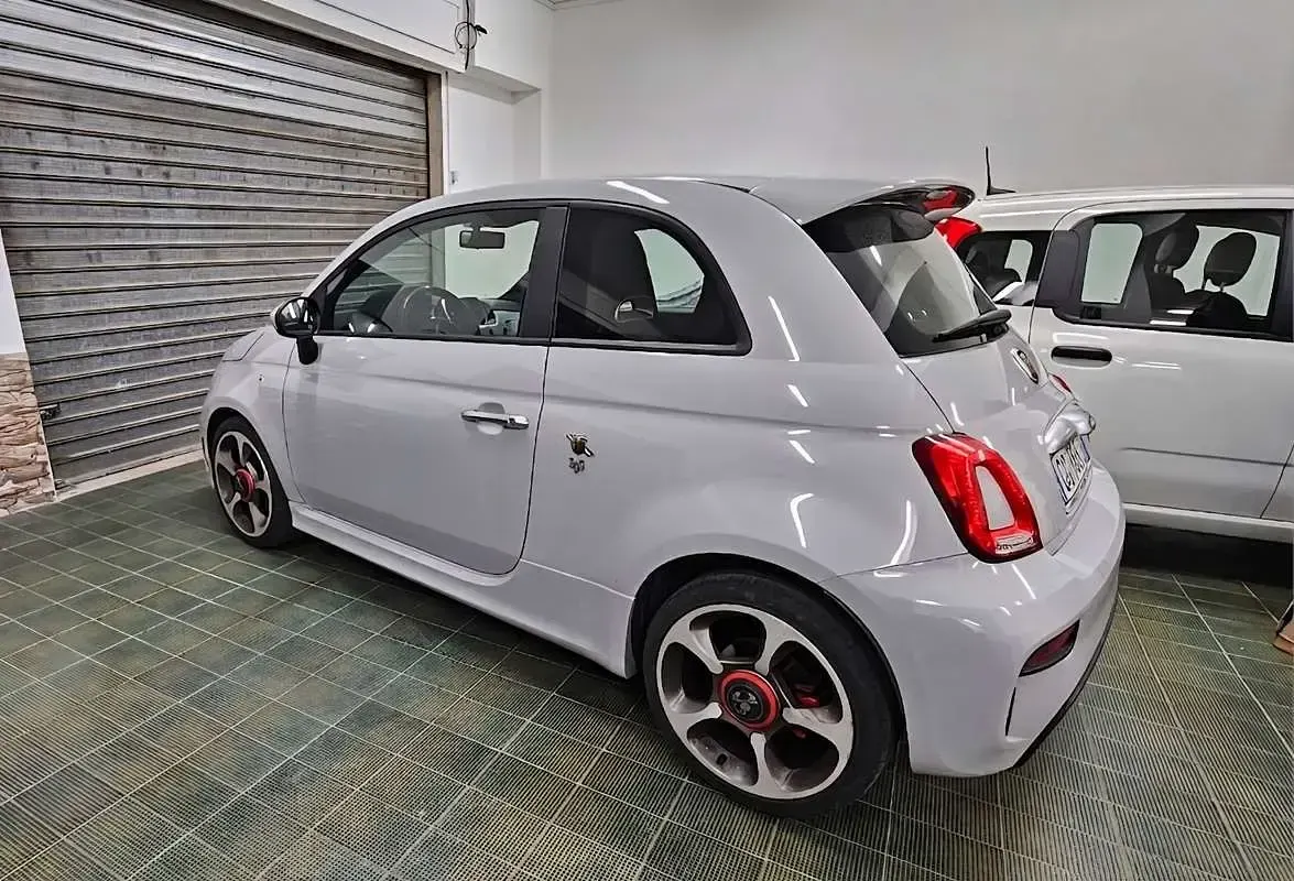 Usata Abarth 595 144 CV (105 kW) 2021 Utilitaria