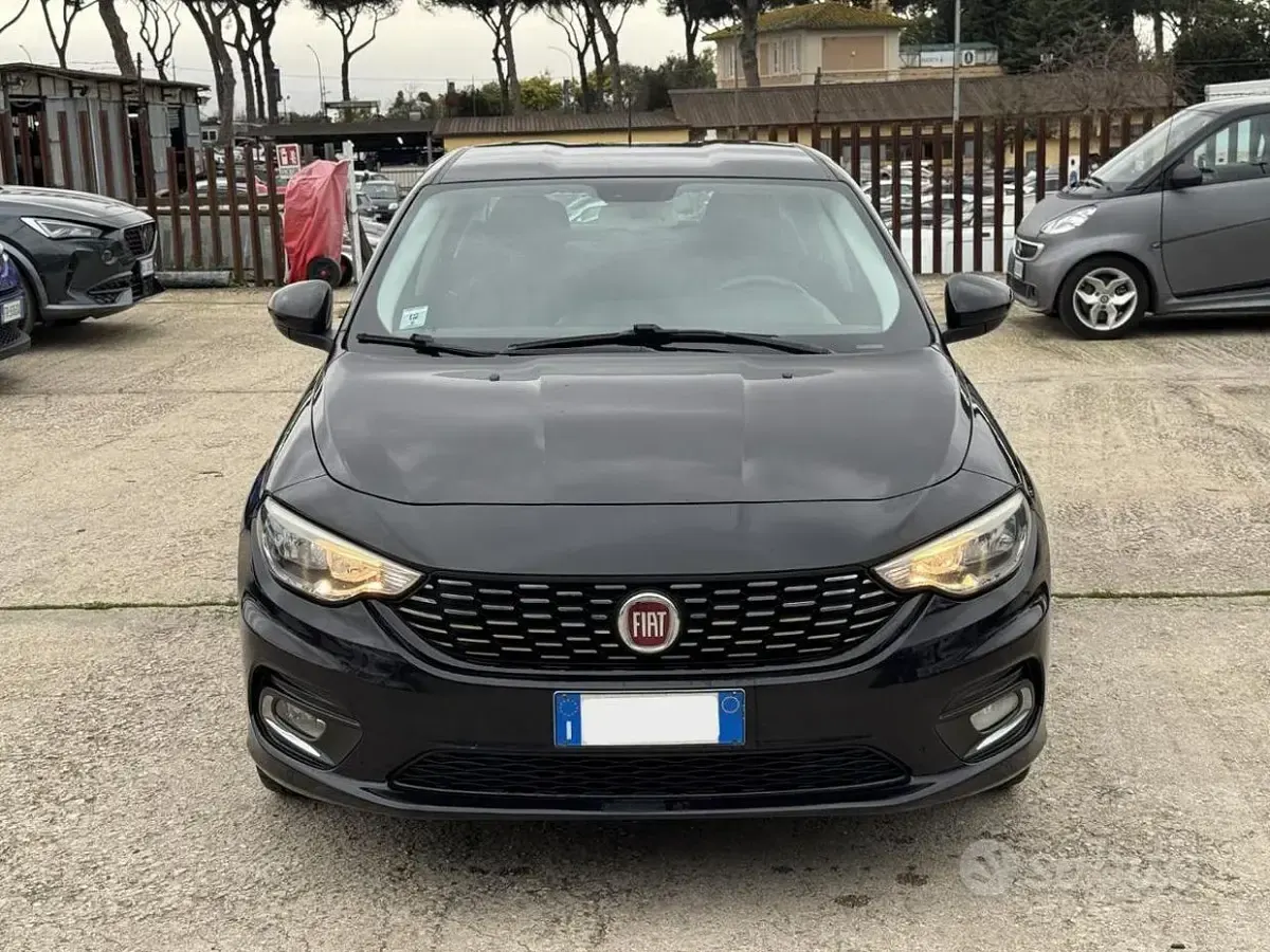Usata Fiat Tipo 120 CV (88 kW) 2016 Nero Berlina
