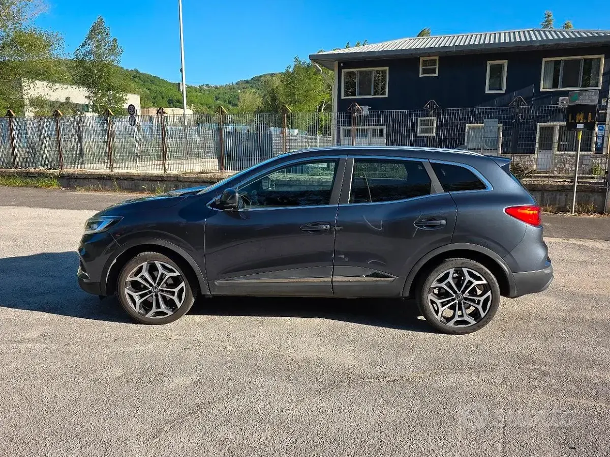 Second-hand Renault Kadjar 116 CP (85 kW) 2019 Albastru SUV