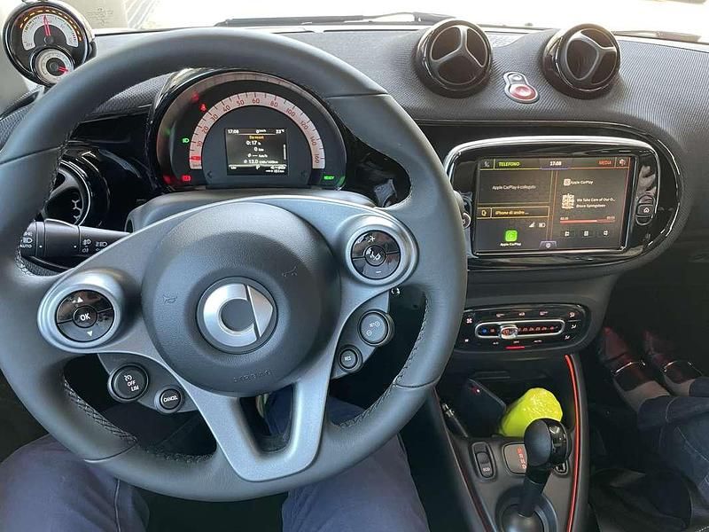 Usata Smart ForTwo Coupé Prime 41 kW (56 CV) 2022 Utilitaria