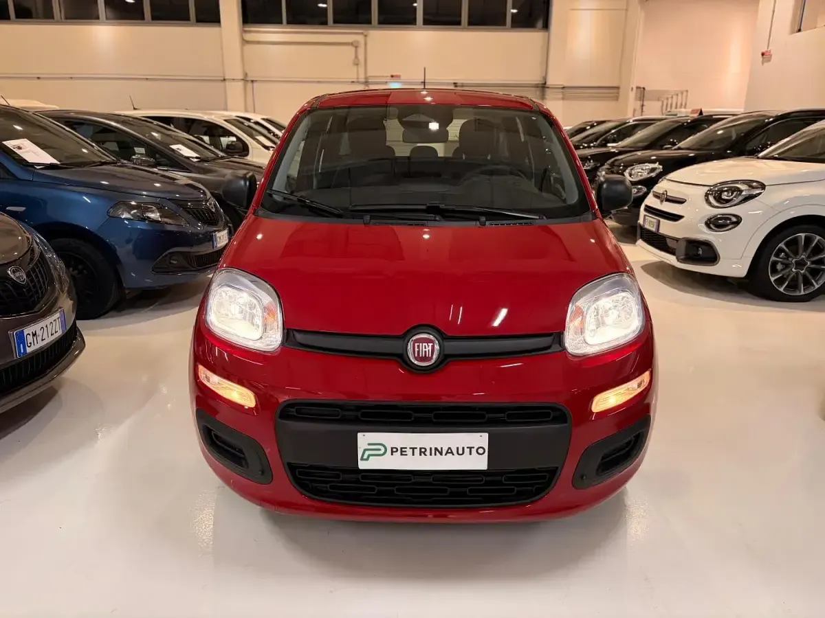 Nuova Fiat Panda 65 CV (47 kW) 2026 Rosso Utilitaria