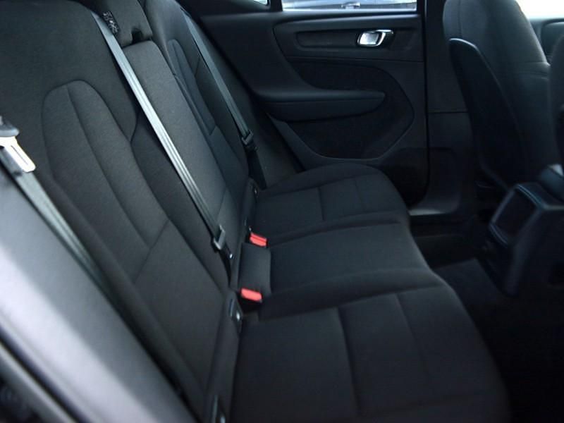 Usata Volvo XC40 211 CV (155 kW) 2023 Nero SUV