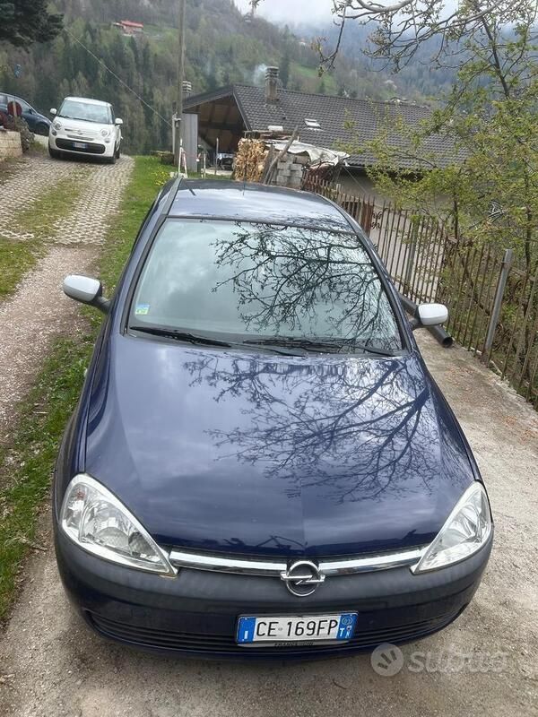 Usata Opel Corsa 75 CV (55 kW) 2003 Blu Utilitaria