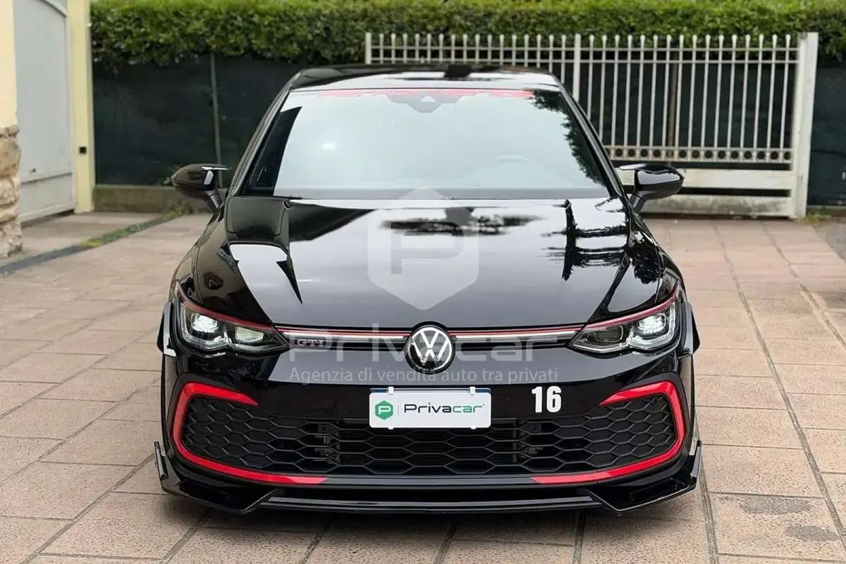 Usata VW Golf VIII GTI 245 CV (180 kW) 2023 Nero Utilitaria