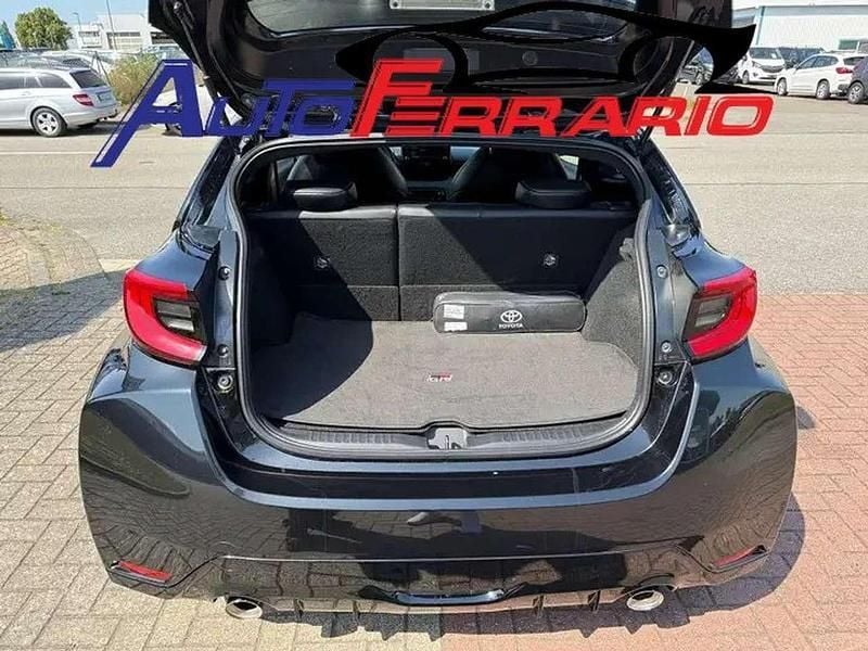 Usata Toyota Yaris 261 CV (191 kW) 2021 Other Utilitaria