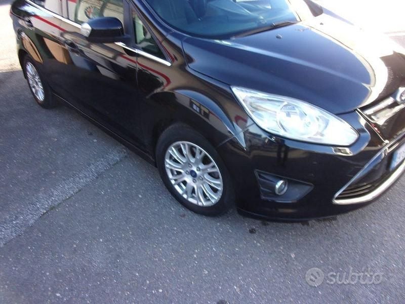 Nero Usata 2011 Ford C-MAX Titanium Monovolume | 7100 € (Buon prezzo) - Immagine 1/4