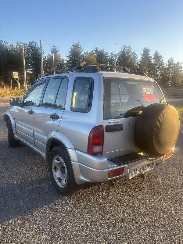 Usata Suzuki Grand Vitara 109 CV (80 kW) 2001 SUV