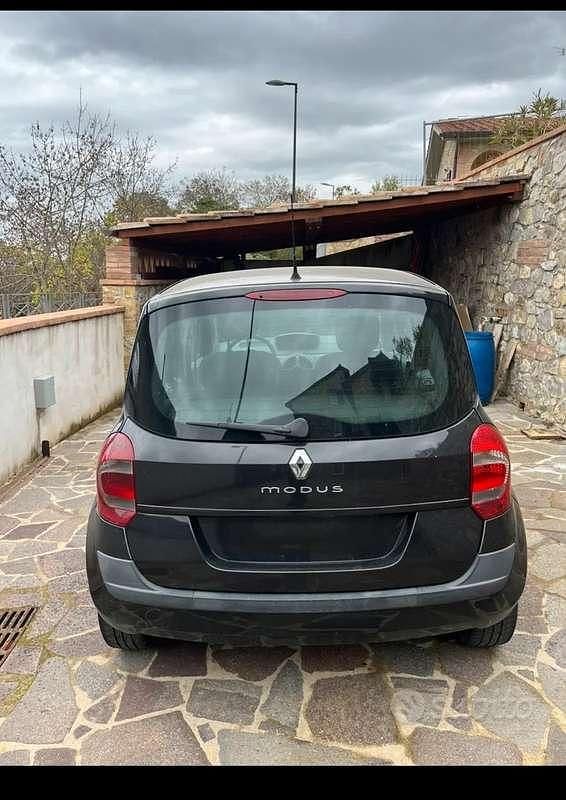 Usata Renault Modus Expression 68 CV (50 kW) 2009 Nero Monovolume