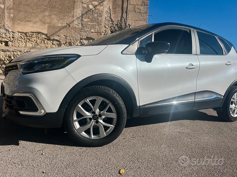 Usata Renault Captur 101 CV (74 kW) 2019 Bianco SUV