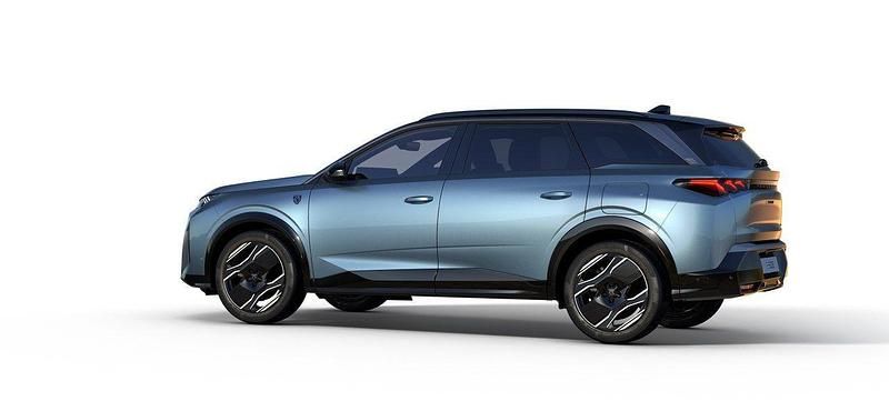 Nuova Peugeot 5008 Dual Motor 235 kW (320 CV) 2025 Blu / metallizzato Monovolume