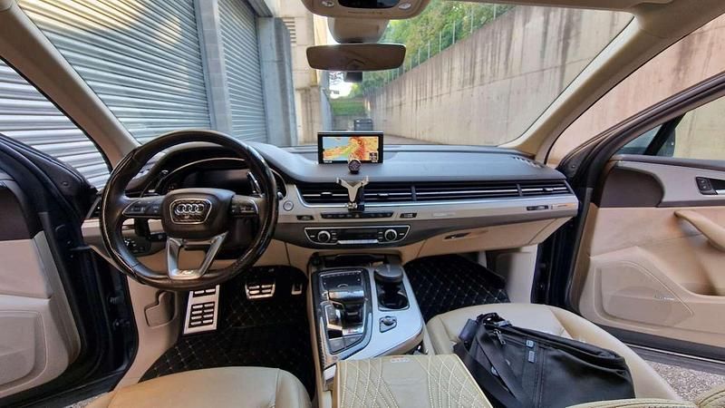 Usata Audi Q7 Sport 272 CV (200 kW) 2017 SUV