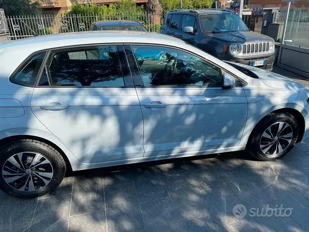 Usata VW Polo Comfortline 75 CV (55 kW) 2017 Bianco Berlina