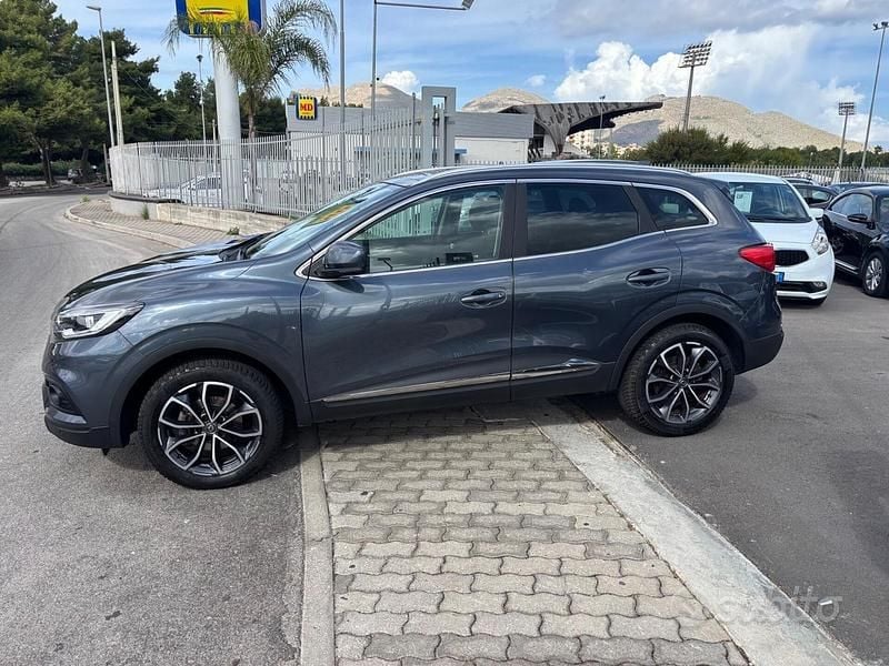 Usata Renault Kadjar Life 116 CV (85 kW) 2020 Blu SUV