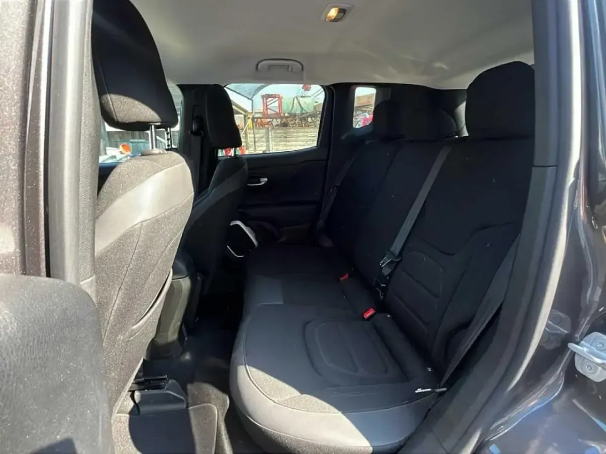 Usata Jeep Renegade Limited 140 CV (102 kW) 2017 Nero SUV