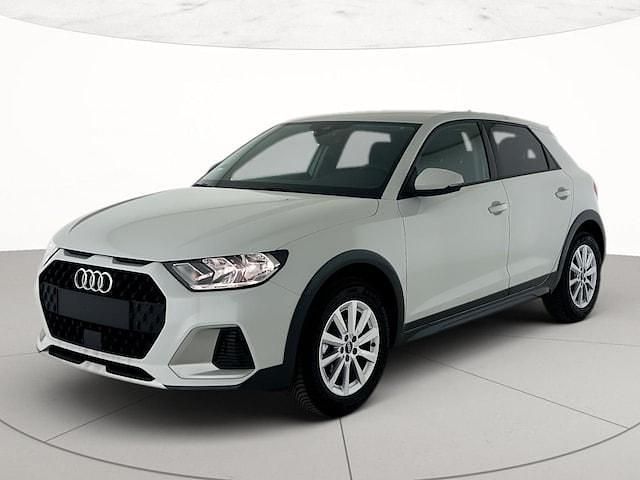 Usata Audi A1 Business 116 CV (85 kW) 2025 Bianco ghiacciaio metallizzato SUV