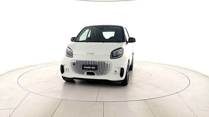 Bianco Usata 2021 Smart ForTwo Electric Drive Prime Tre volumi | 15.900 € (Molto cara) - Immagine 1/4