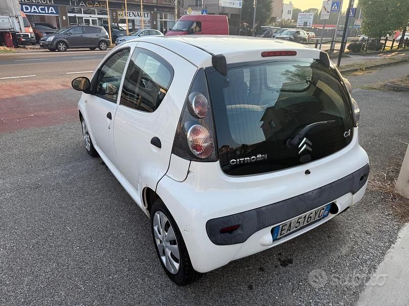 Usata Citroën C1 68 CV (50 kW) 2010 Bianco Utilitaria