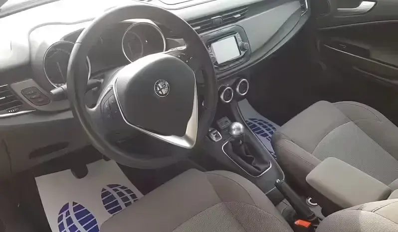Usata Alfa Romeo Giulietta Progression 104 CV (76 kW) 2012 Grigio Utilitaria