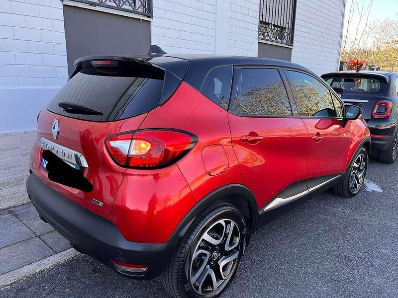 Occasion Renault Captur Intens 90 PK (66 kW) 2017 Rood SUV