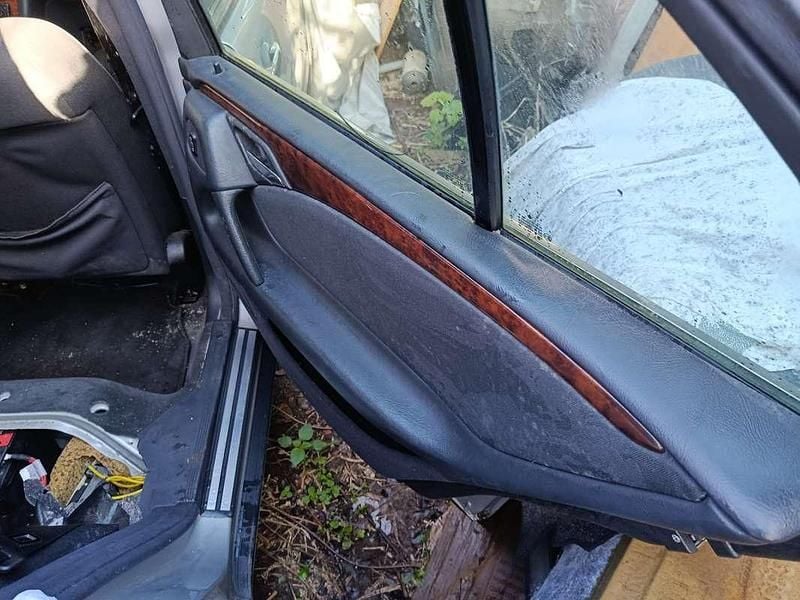 Usata Mercedes E200 Elegance 186 CV (136 kW) 1999 Berlina