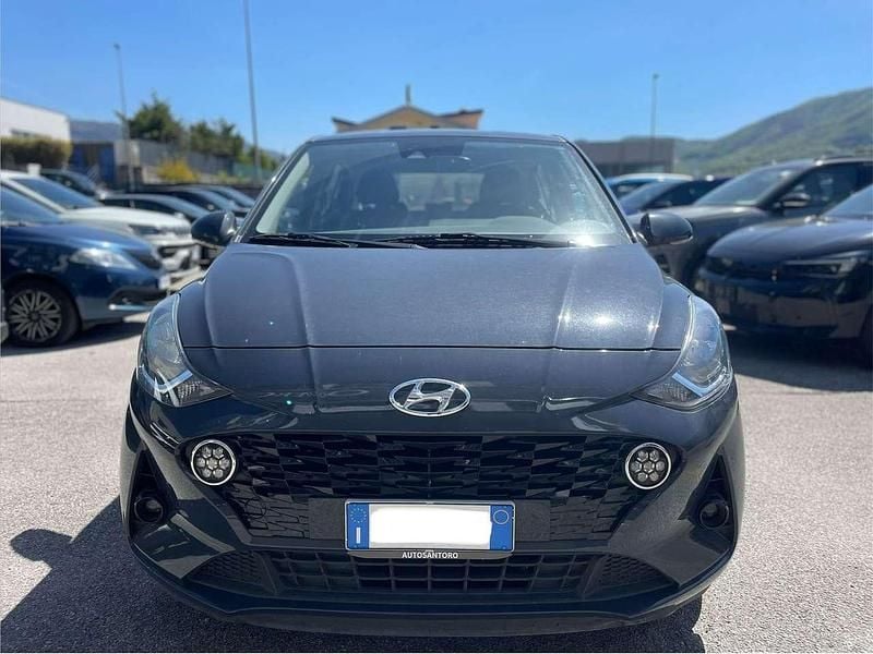 Usata Hyundai i10 Prime 67 CV (49 kW) 2021 Grigio Utilitaria