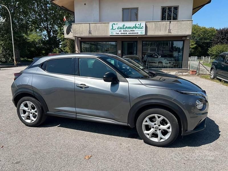 Usata Nissan Juke N-Connecta 114 CV (83 kW) 2021 Grigio SUV