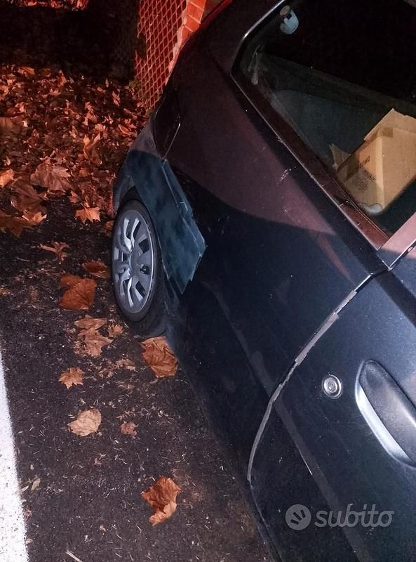 Usata Fiat Punto 2003 Grigio Berlina