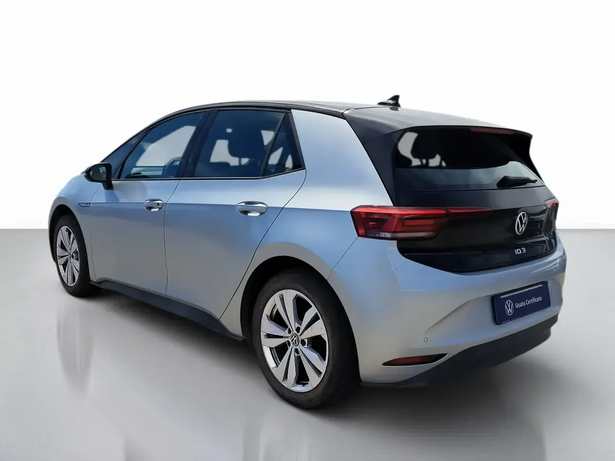 Usata VW ID.3 Pro Performance 150 kW (204 CV) 2023 Moon silver metallizzato nero Utilitaria