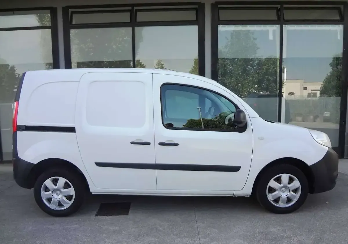Usata Renault Kangoo 90 CV (66 kW) 2018 Bianco Monovolume