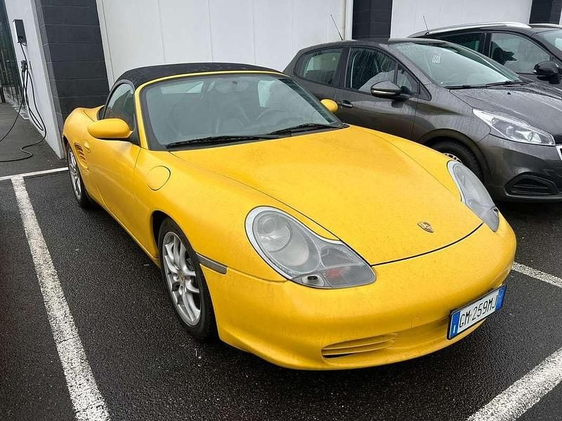 Usata Porsche Boxster 228 CV (167 kW) 2003 Giallo Cabrio