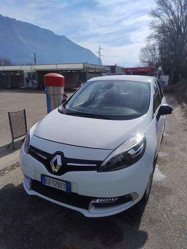 Usata Renault Scénic III LIMITED 110 CV (80 kW) 2015 Monovolume