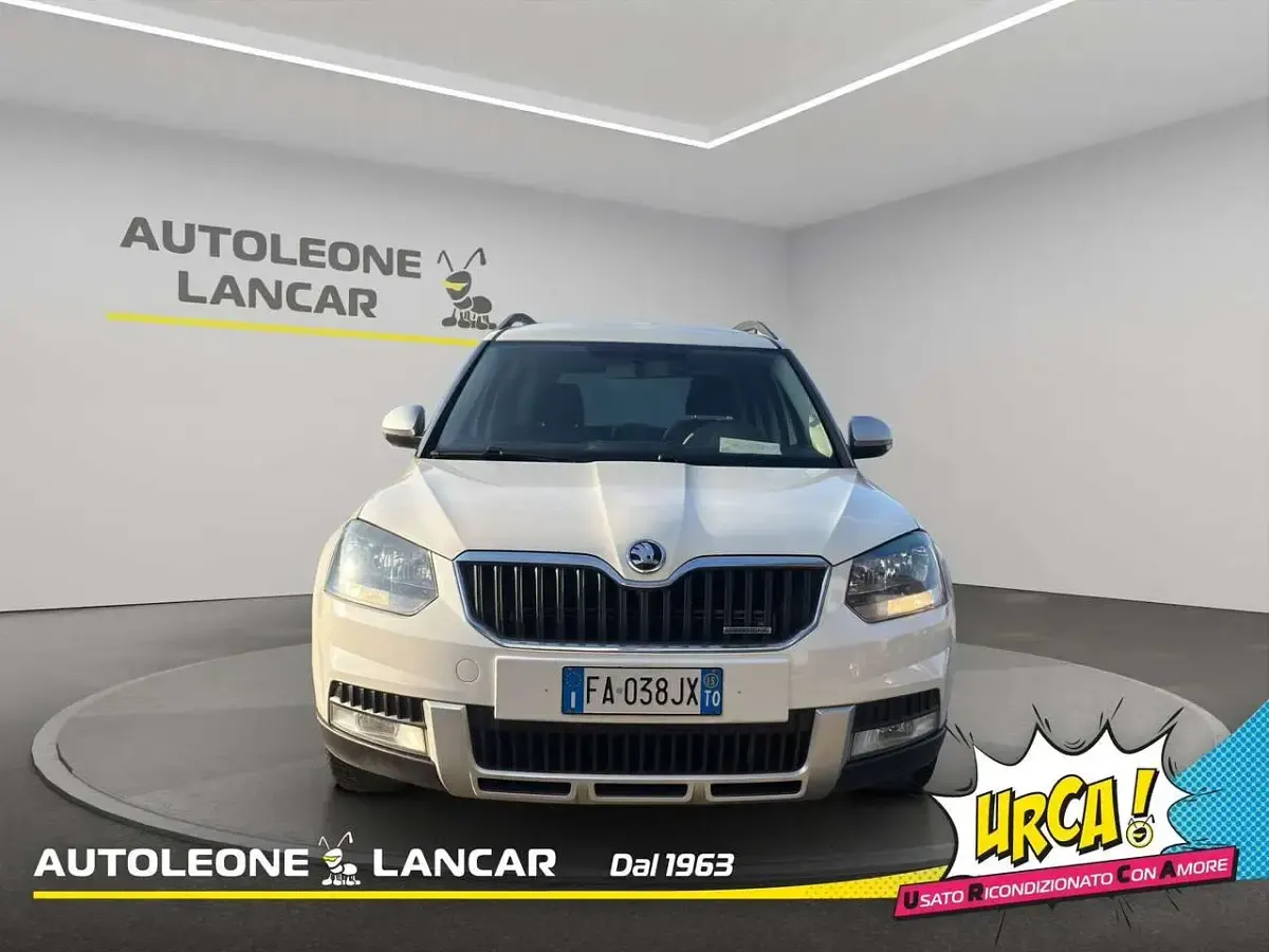 Käytetty Skoda Yeti GreenLine 105 HP (77 kW) 2015 Valkoinen Katumaasturi
