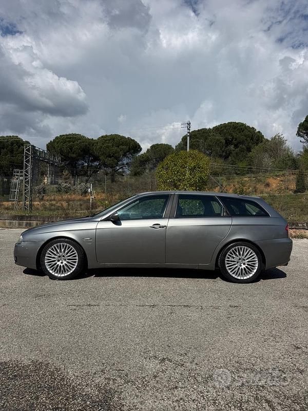 Usata Alfa Romeo 156 115 CV (84 kW) 2005 Grigio Station wagon