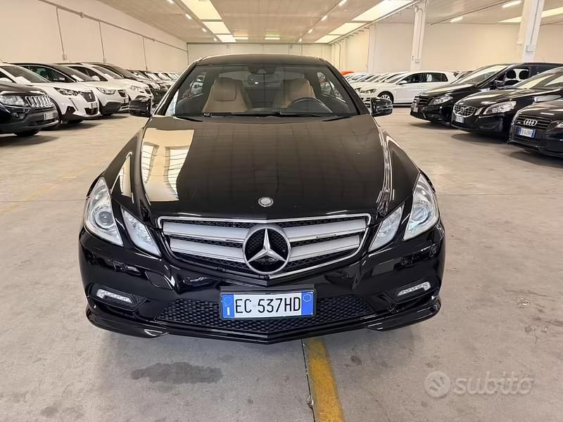 Usata Mercedes E350 Avantgarde 231 CV (169 kW) 2010 Nero Coupé