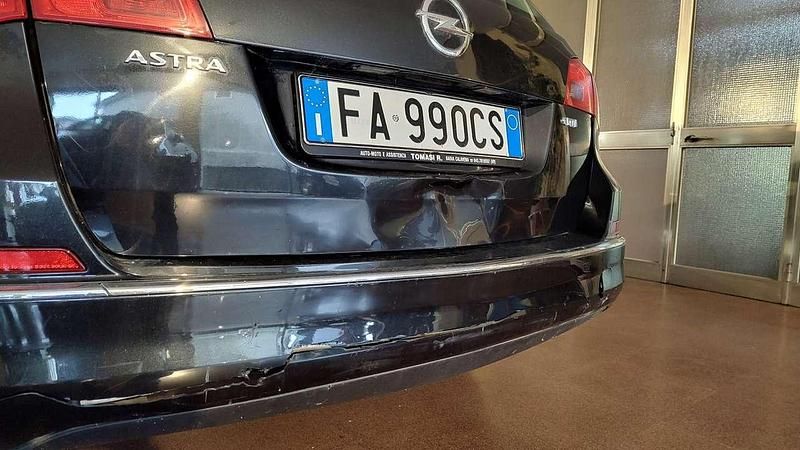 Usata Opel Astra 136 CV (100 kW) 2015 Other Station wagon