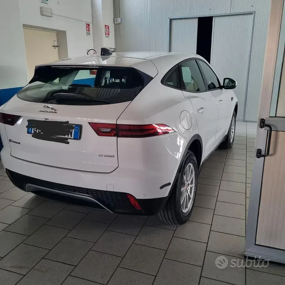 Usata Jaguar E-Pace 150 CV (110 kW) 2020 Bianco SUV