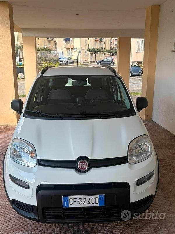 Bianco Usata 2021 Fiat Panda Berlina | 8500 € (Ottimo prezzo) - Immagine 1/4