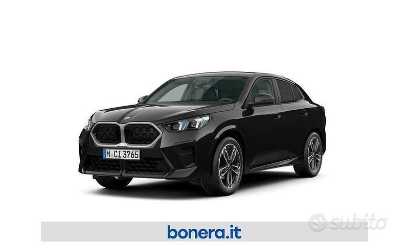 Nero Nuova 2025 BMW X2 M Sport SUV | 53.500 € (Buon prezzo) - Immagine 1/4
