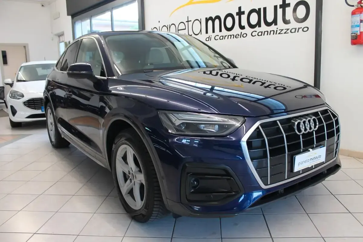 Usata Audi Q5 Advanced 203 CV (149 kW) 2022 Blu SUV