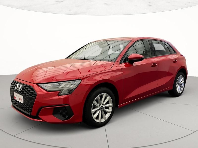 Usata Audi A3 150 CV (110 kW) 2022 Rosso tango metallizzato Berlina