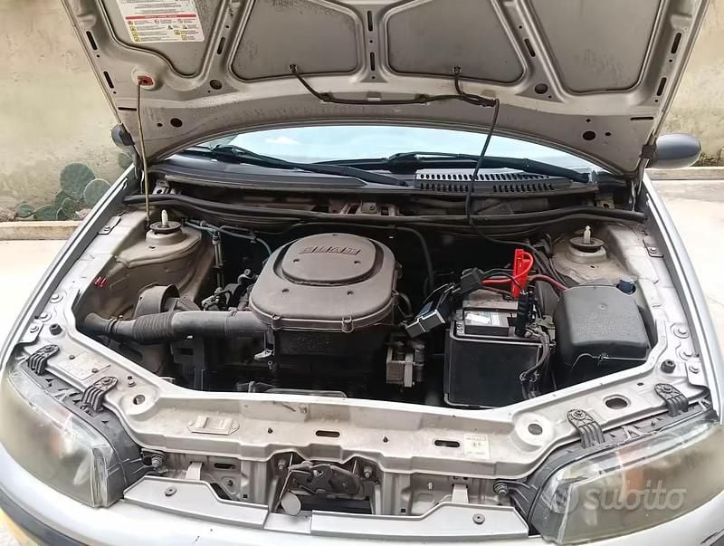 Usata Fiat Punto 2002 Grigio Utilitaria