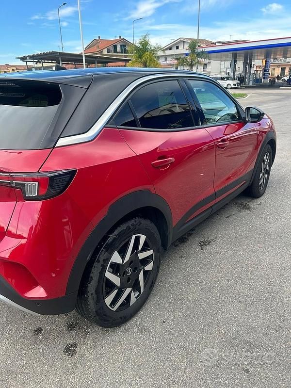 Usata Opel Mokka 94 CV (69 kW) 2022 Rosso SUV