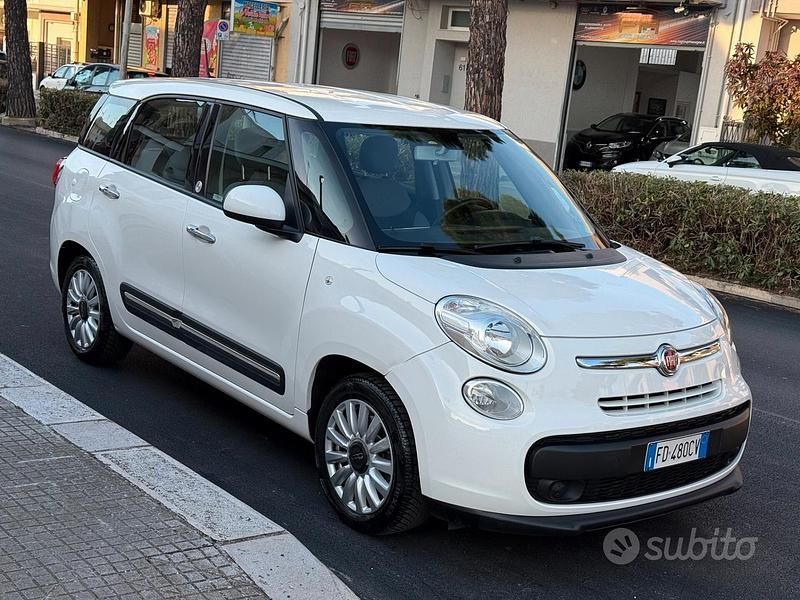 Usata Fiat 500L Living 120 CV (88 kW) 2016 Bianco Monovolume